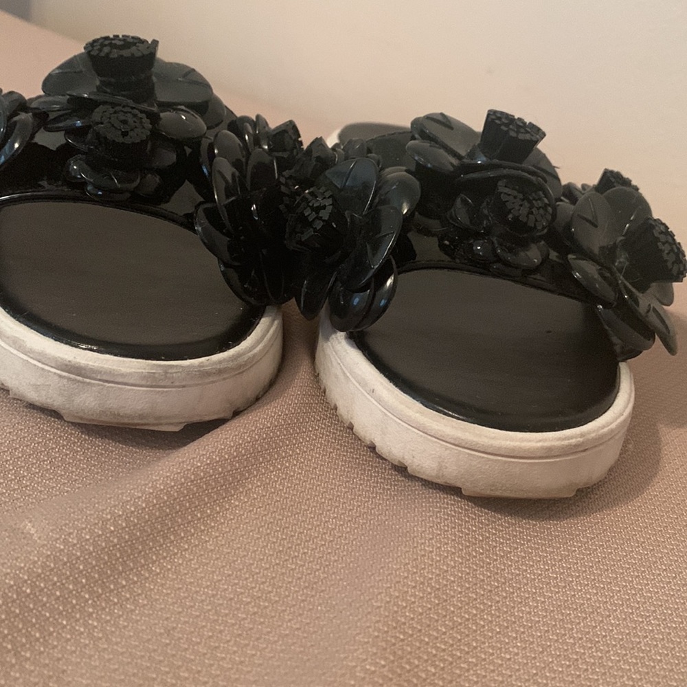 Nine West Women's Rainen Flower Embellished Jelly Flower Slide - Picture 5 of 10